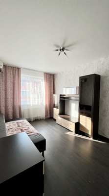 Продам однокомнатную (1-комн.) квартиру, Бжегокайская ул, 31/2к2, Новая Адыгея аул