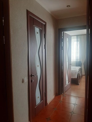 Продам трехкомнатную (3-комн.) квартиру, Старовского ул, 32, Сыктывкар г