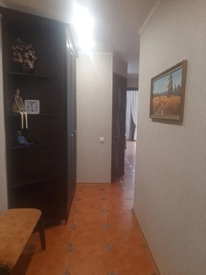 Продам трехкомнатную (3-комн.) квартиру, Старовского ул, 32, Сыктывкар г