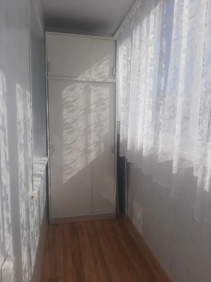 Продам трехкомнатную (3-комн.) квартиру, Старовского ул, 32, Сыктывкар г