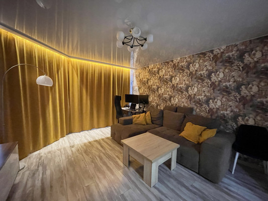 Продам двухкомнатную (2-комн.) квартиру, Королёва пр-кт, 68, Санкт-Петербург г