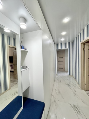 Продам двухкомнатную (2-комн.) квартиру, Королёва пр-кт, 68, Санкт-Петербург г