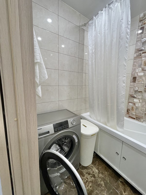 Продам двухкомнатную (2-комн.) квартиру, Королёва пр-кт, 68, Санкт-Петербург г