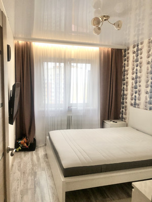 Продам двухкомнатную (2-комн.) квартиру, Королёва пр-кт, 68, Санкт-Петербург г