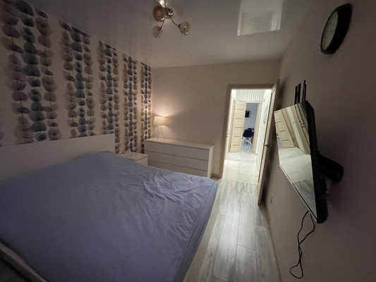 Продам двухкомнатную (2-комн.) квартиру, Королёва пр-кт, 68, Санкт-Петербург г