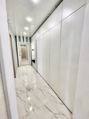 Продам двухкомнатную (2-комн.) квартиру, Королёва пр-кт, 68, Санкт-Петербург г