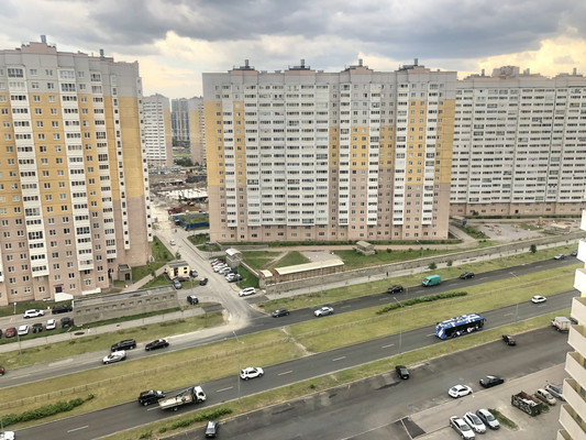 Продам двухкомнатную (2-комн.) квартиру, Королёва пр-кт, 68, Санкт-Петербург г