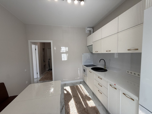 Продам однокомнатную (1-комн.) квартиру, Крутой (СПК Шарха тер.) пер, 40, Мраморное с