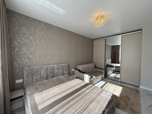 Продам однокомнатную (1-комн.) квартиру, Крутой (СПК Шарха тер.) пер, 40, Мраморное с