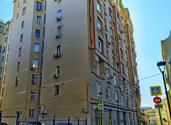 Продам двухкомнатную (2-комн.) квартиру, Козихинский Б. пер, 10, Москва г