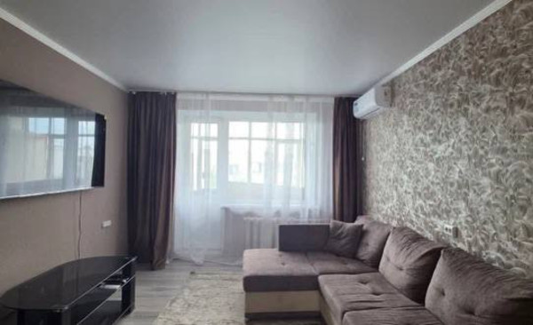 Продам трехкомнатную (3-комн.) квартиру, Нариманова ул, 72к2, Ростов-на-Дону г