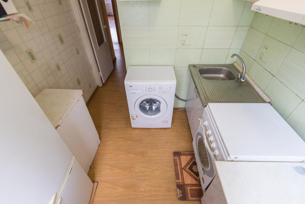 Продам двухкомнатную (2-комн.) квартиру, 2-я Краснодарская ул, 151к1, Ростов-на-Дону г