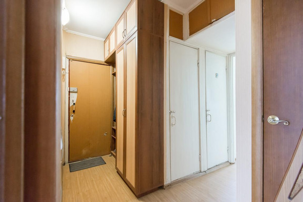 Продам двухкомнатную (2-комн.) квартиру, 2-я Краснодарская ул, 151к1, Ростов-на-Дону г