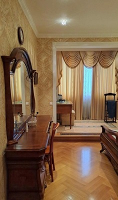 Продам трехкомнатную (3-комн.) квартиру, Красностуденческий проезд, 6, Москва г