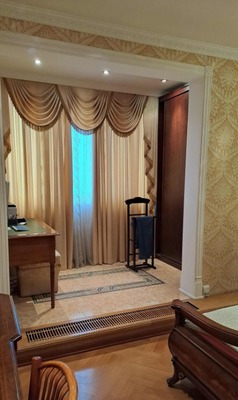 Продам трехкомнатную (3-комн.) квартиру, Красностуденческий проезд, 6, Москва г