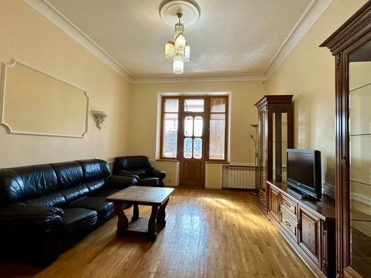 Сдам трехкомнатную (3-комн.) квартиру, Самокиша ул, 13, Симферополь г