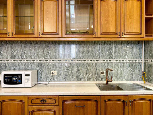 Сдам трехкомнатную (3-комн.) квартиру, Самокиша ул, 13, Симферополь г