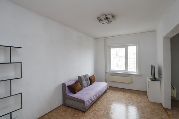 Продам однокомнатную (1-комн.) квартиру, Университетский мкр, 105, Иркутск г