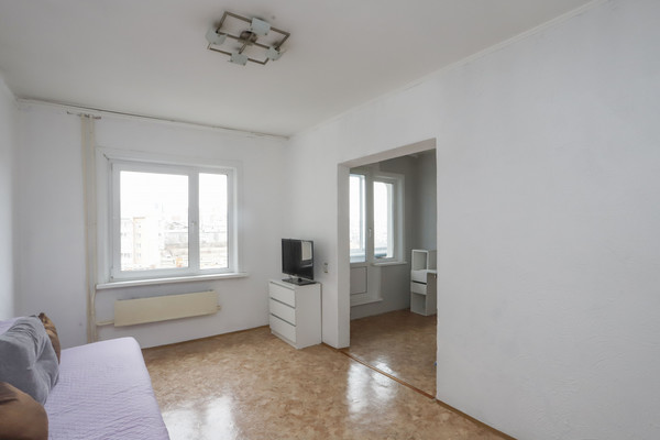 Продам однокомнатную (1-комн.) квартиру, Университетский мкр, 105, Иркутск г