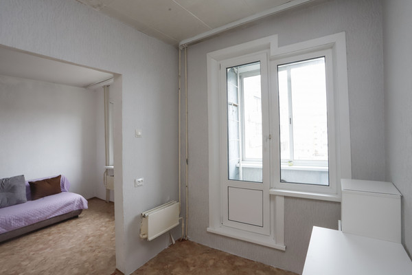 Продам однокомнатную (1-комн.) квартиру, Университетский мкр, 105, Иркутск г