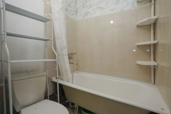 Продам однокомнатную (1-комн.) квартиру, Университетский мкр, 105, Иркутск г