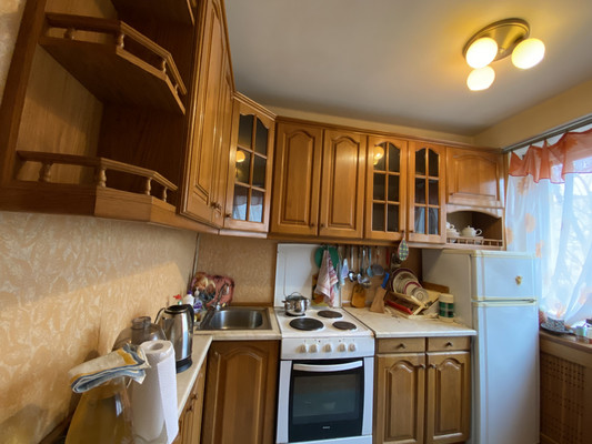Продам трехкомнатную (3-комн.) квартиру, Наставников пр-кт, 40, Санкт-Петербург г