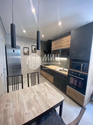 Продам однокомнатную (1-комн.) квартиру, Новоясеневский пр-кт, 3В, Москва г