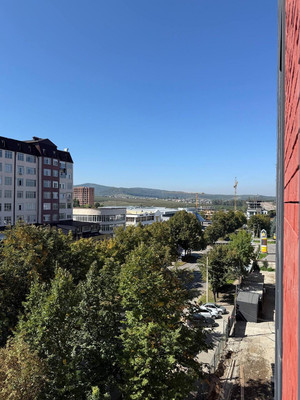 Продам двухкомнатную (2-комн.) квартиру, Байсултанова ул, 28, Нальчик г