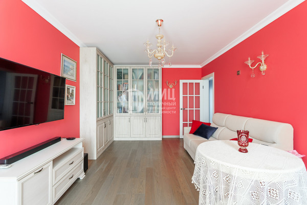 Продам двухкомнатную (2-комн.) квартиру, Нахимовский пр-кт, 67к4, Москва г