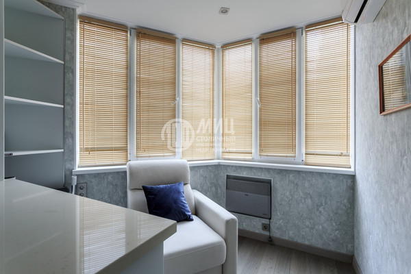 Продам двухкомнатную (2-комн.) квартиру, Нахимовский пр-кт, 67к4, Москва г