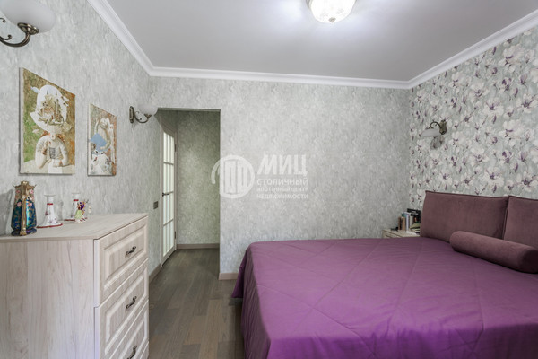 Продам двухкомнатную (2-комн.) квартиру, Нахимовский пр-кт, 67к4, Москва г