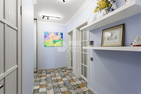 Продам двухкомнатную (2-комн.) квартиру, Нахимовский пр-кт, 67к4, Москва г