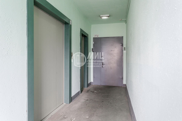 Продам двухкомнатную (2-комн.) квартиру, Нахимовский пр-кт, 67к4, Москва г