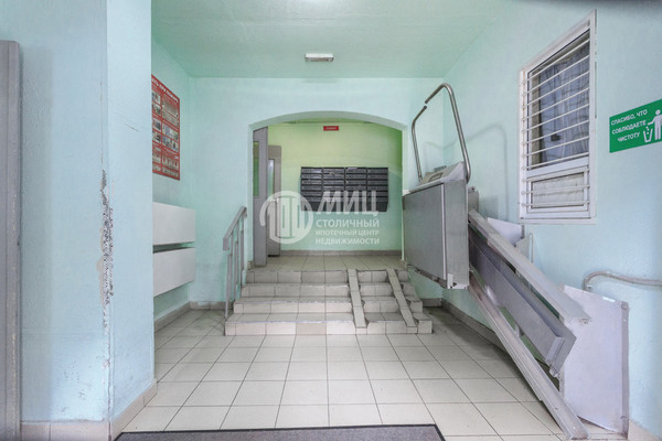 Продам двухкомнатную (2-комн.) квартиру, Нахимовский пр-кт, 67к4, Москва г