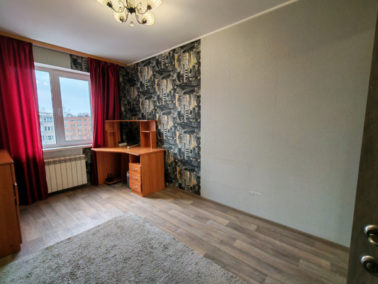 Продам трехкомнатную (3-комн.) квартиру, Шубиных ул, 31б, Иваново г