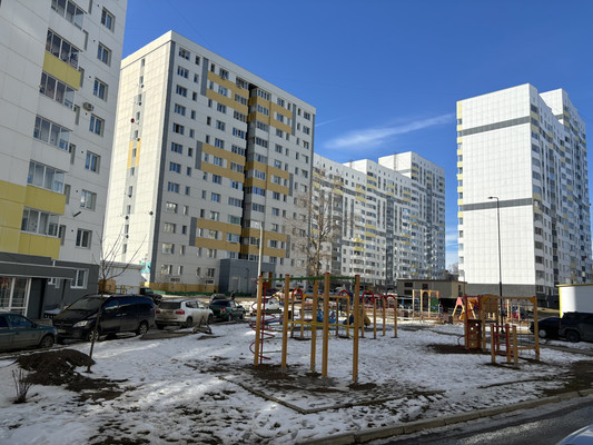 Продам однокомнатную (1-комн.) квартиру, Домны Каликовой ул, 60, Сыктывкар г