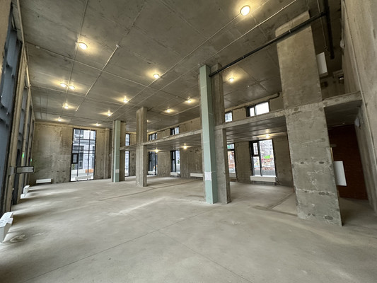 Продам коммерческое помещение 330,3 м2, Шаляпина ул, 26к2, Казань г