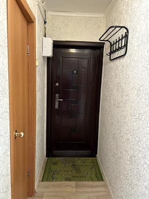 Продам однокомнатную (1-комн.) квартиру, Красногвардейская ул, 38, Ханты-Мансийск г