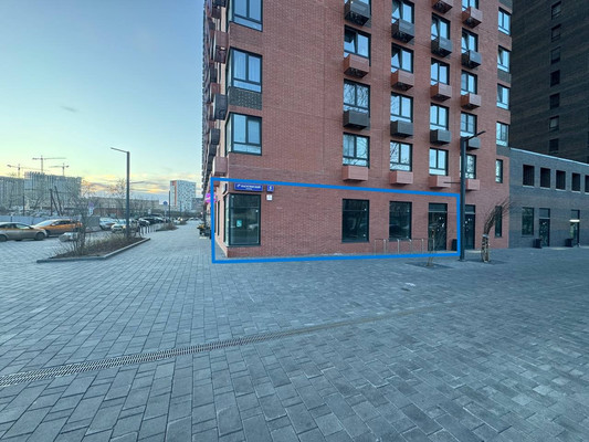 Продам торговое помещение 100 м2, 2-й Нагатинский проезд, 6к1, Москва г