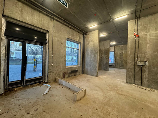 Продам торговое помещение 100 м2, 2-й Нагатинский проезд, 6к1, Москва г