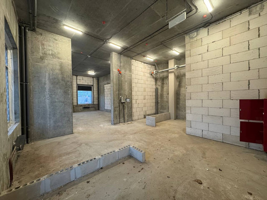 Продам торговое помещение 100 м2, 2-й Нагатинский проезд, 6к1, Москва г