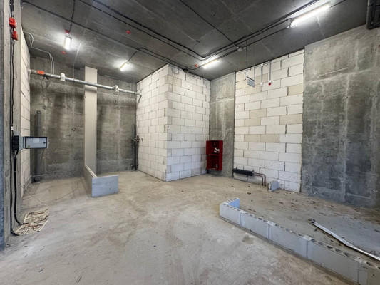 Продам торговое помещение 100 м2, 2-й Нагатинский проезд, 6к1, Москва г