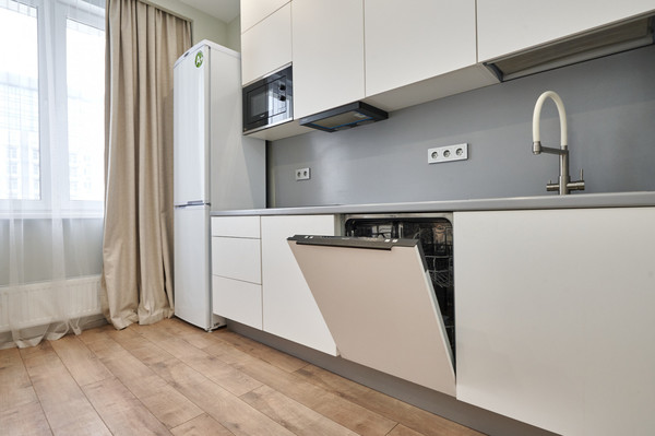 Продам двухкомнатную (2-комн.) квартиру, Берёзовая аллея, 19к3, Москва г