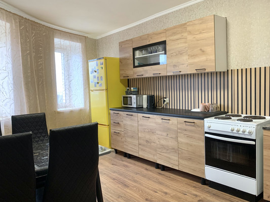 Продам трехкомнатную (3-комн.) квартиру, Ленина пр-кт, 10, Подольск г