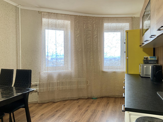 Продам трехкомнатную (3-комн.) квартиру, Ленина пр-кт, 10, Подольск г