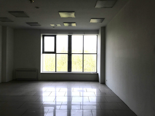 Сдам коммерческое помещение 1 300 м2, Полоцкая ул, 45, Калининград г