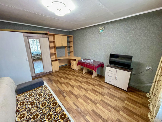 Продам однокомнатную (1-комн.) квартиру, 2-й Микрорайон ул, 20, Эльбан рп