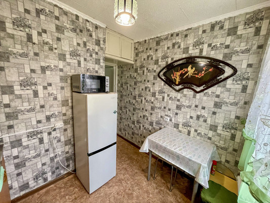Продам однокомнатную (1-комн.) квартиру, 2-й Микрорайон ул, 20, Эльбан рп