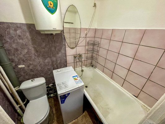 Продам однокомнатную (1-комн.) квартиру, 2-й Микрорайон ул, 20, Эльбан рп