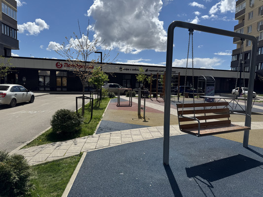 Продам однокомнатную (1-комн.) квартиру, им. Героя Ростовского ул, 8к4, Краснодар г